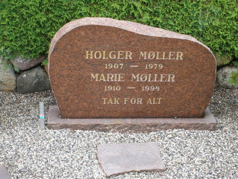 Marie Moeller2 .JPG